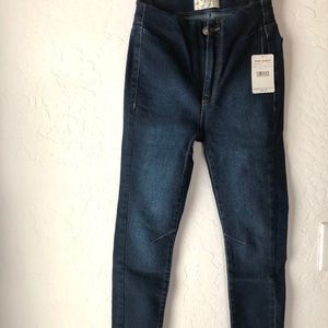 High waist brand new Free People Skinny Jeans